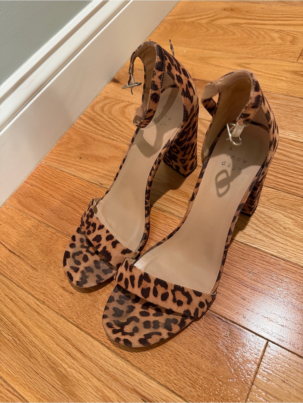 Leopard Print Block Heel Ankle Strap Sandals - Brown
